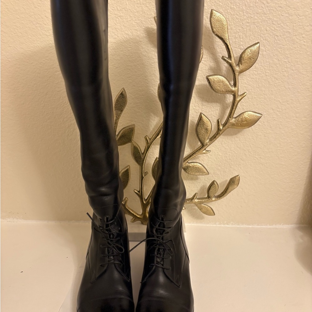 Elegant Custom-made Tall Black Leather Riding Boots